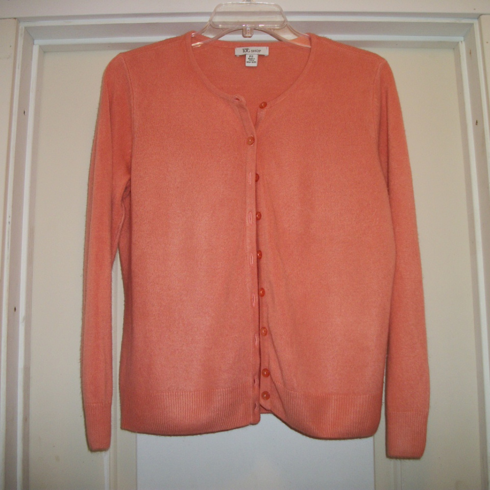 1950S STYLED PRETTY IN PEACH VINT TOG SHOP SWEATER PS